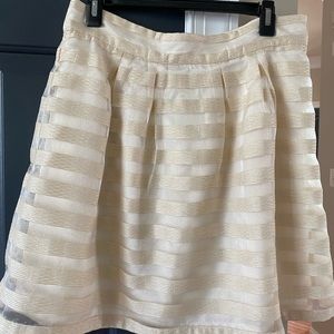 Ann Taylor Women’s cream skirt size 8